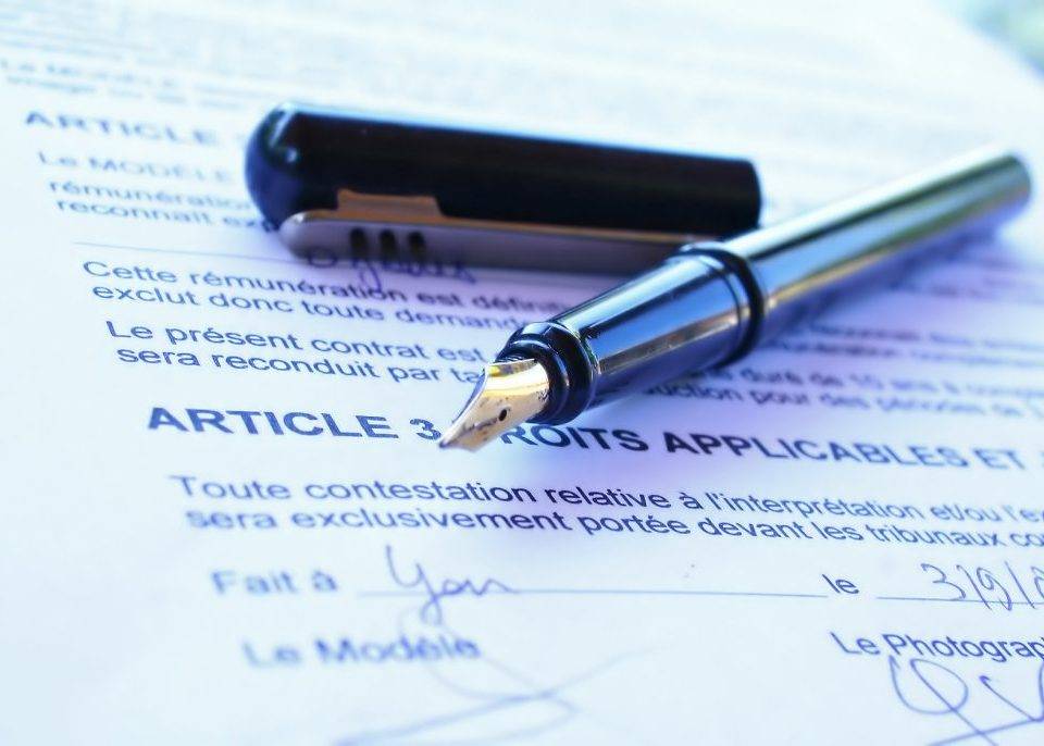 Fotolia 1217551 M 1030x686 960x686 - ترجمه رسمی مدارک در جردن