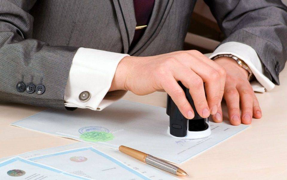 notario publico promesas campana 1068x601 1 960x601 - قیمت ترجمه رسمی شناسنامه